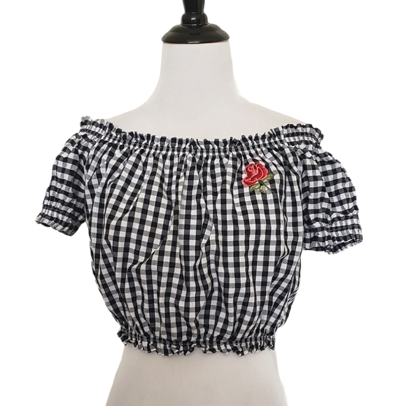 Tops - 5 for $25 checkered rose crop top